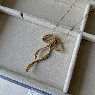 Whimsy Knot Necklace