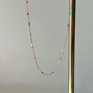 Colour Pop Chain