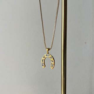 Horseshoe Necklace